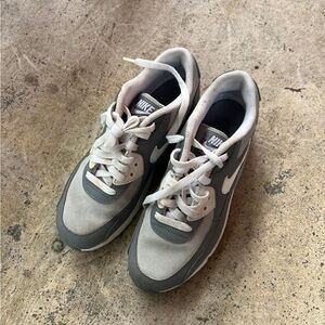 Nike Classic Gray and White Athletic Shoes